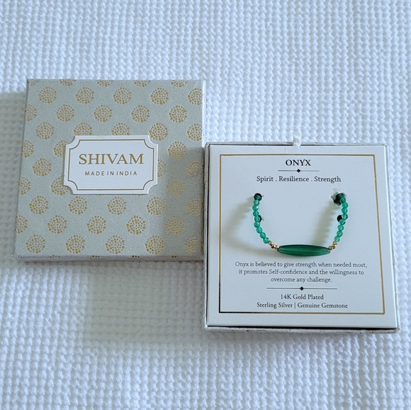 Shivam Green💚 Onyx Bead Bracelet - Picture 2 of 16